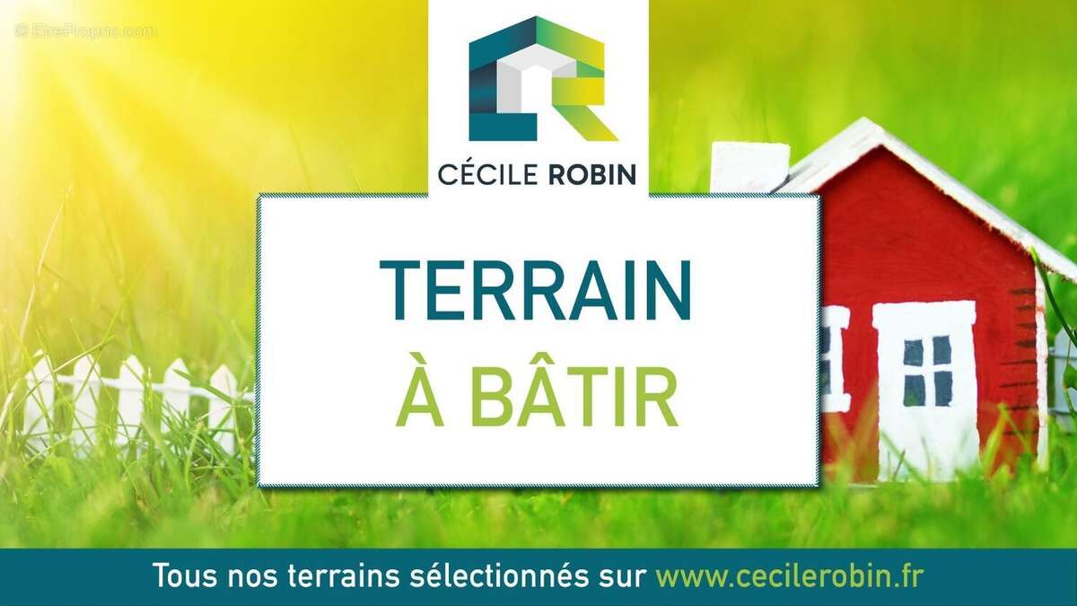 Terrain à SAINT-CYPRIEN