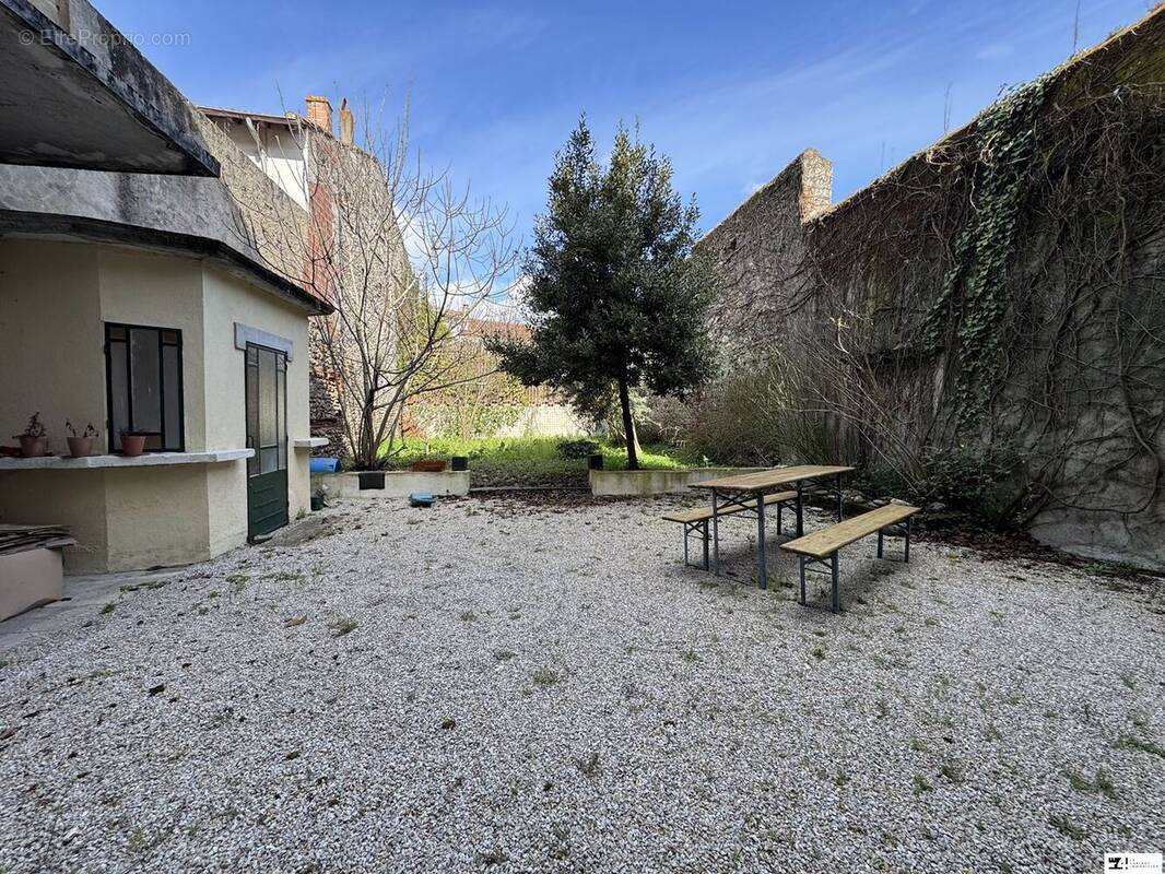 Maison à CAZERES