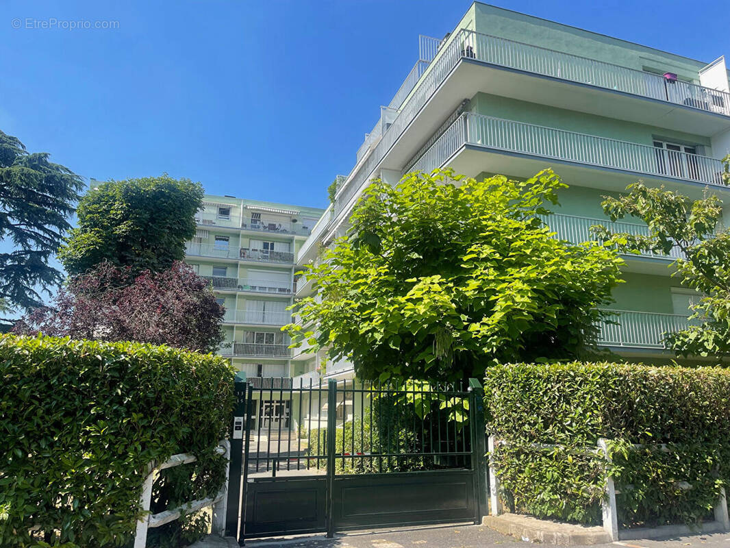 Appartement à IVRY-SUR-SEINE