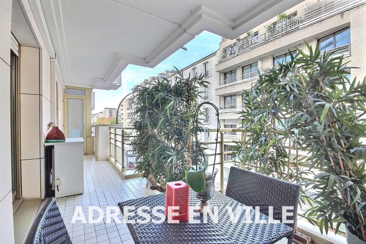 Appartement à LEVALLOIS-PERRET
