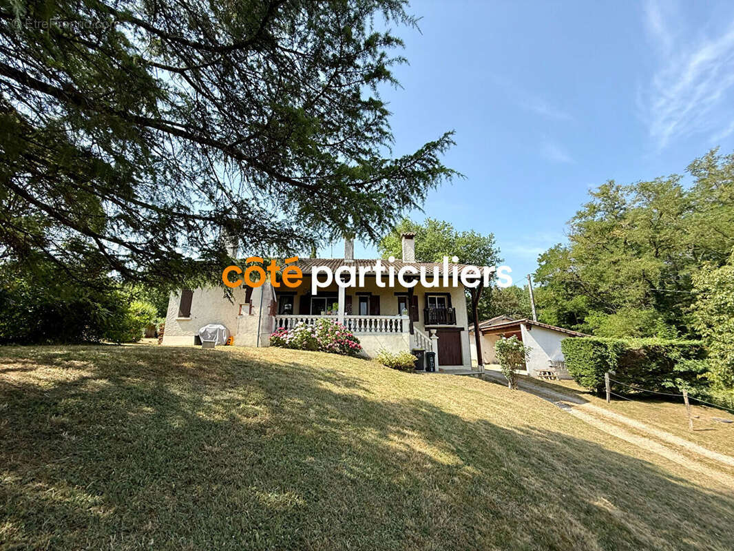 Maison à SAINT-GAUZENS