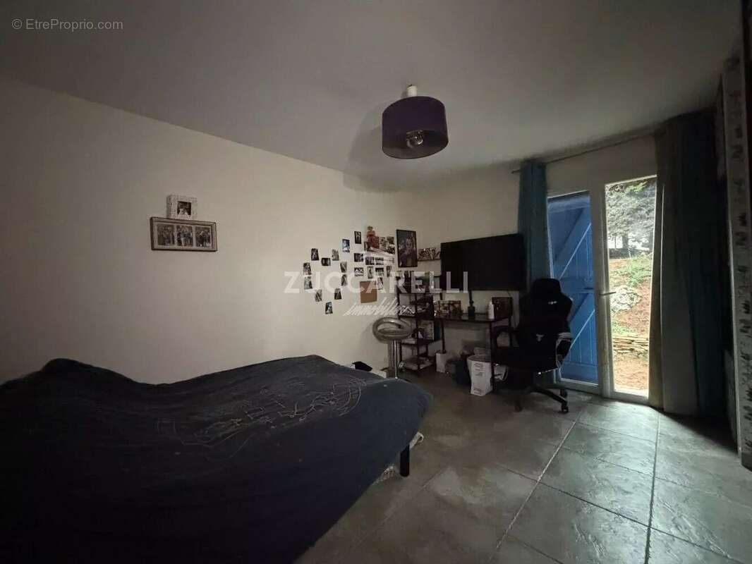 Maison à COLOMARS
