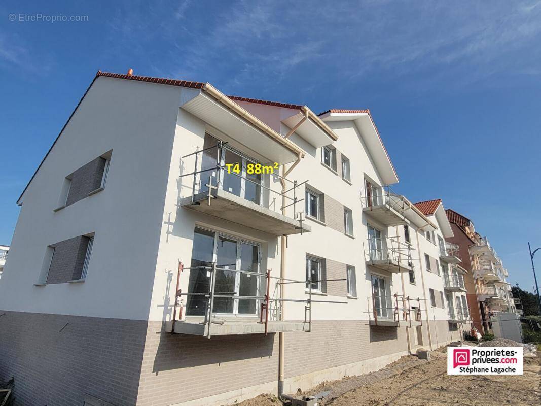 Appartement à CAMIERS