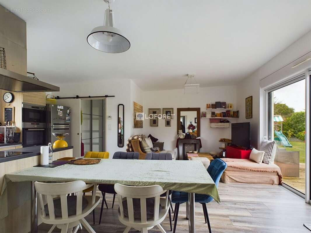 Maison à MAHALON