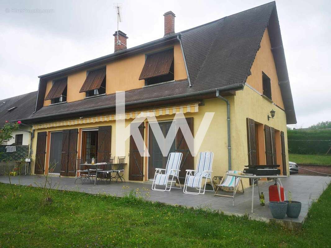 Maison à LAGRAULIERE