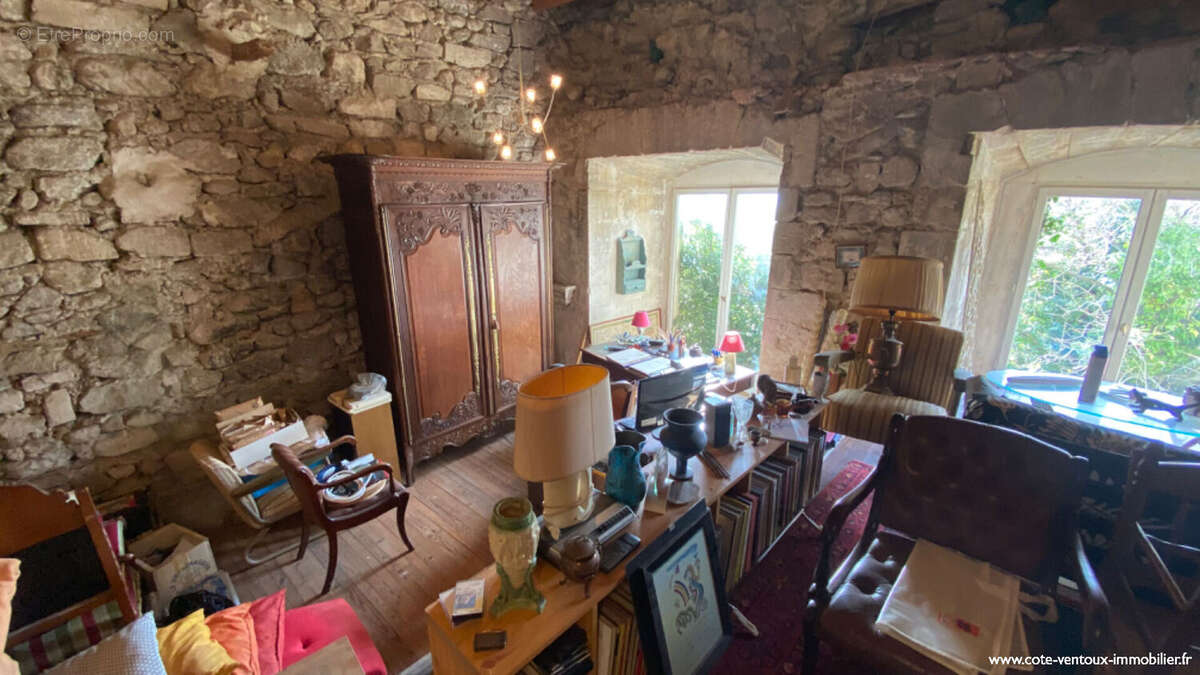 Maison à VISAN