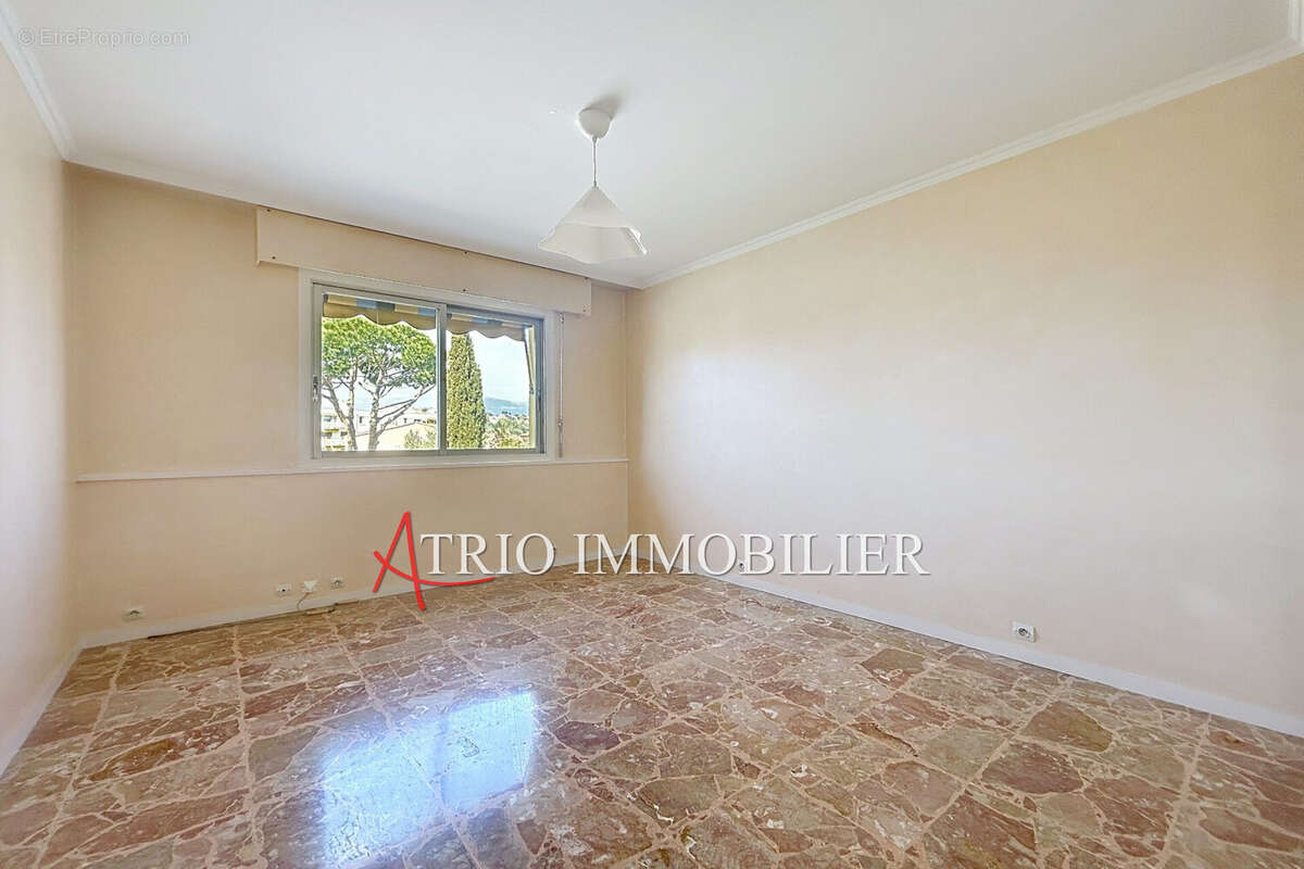 Appartement à CAGNES-SUR-MER