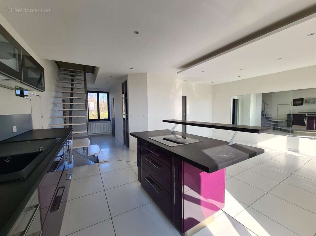 Appartement à MONTAGNY