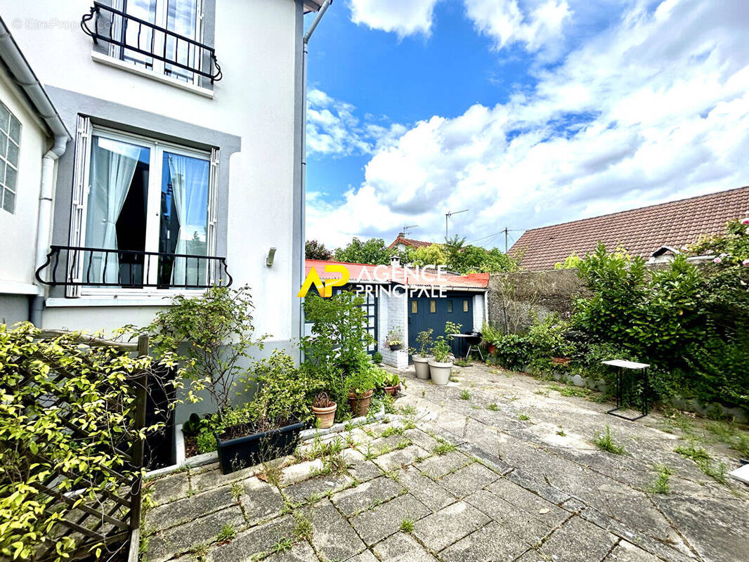 Maison à BEZONS