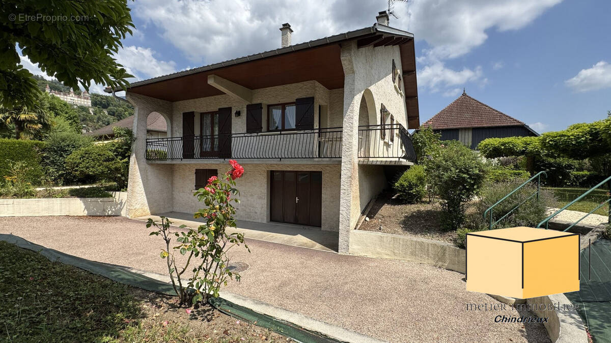 Maison à ARTEMARE
