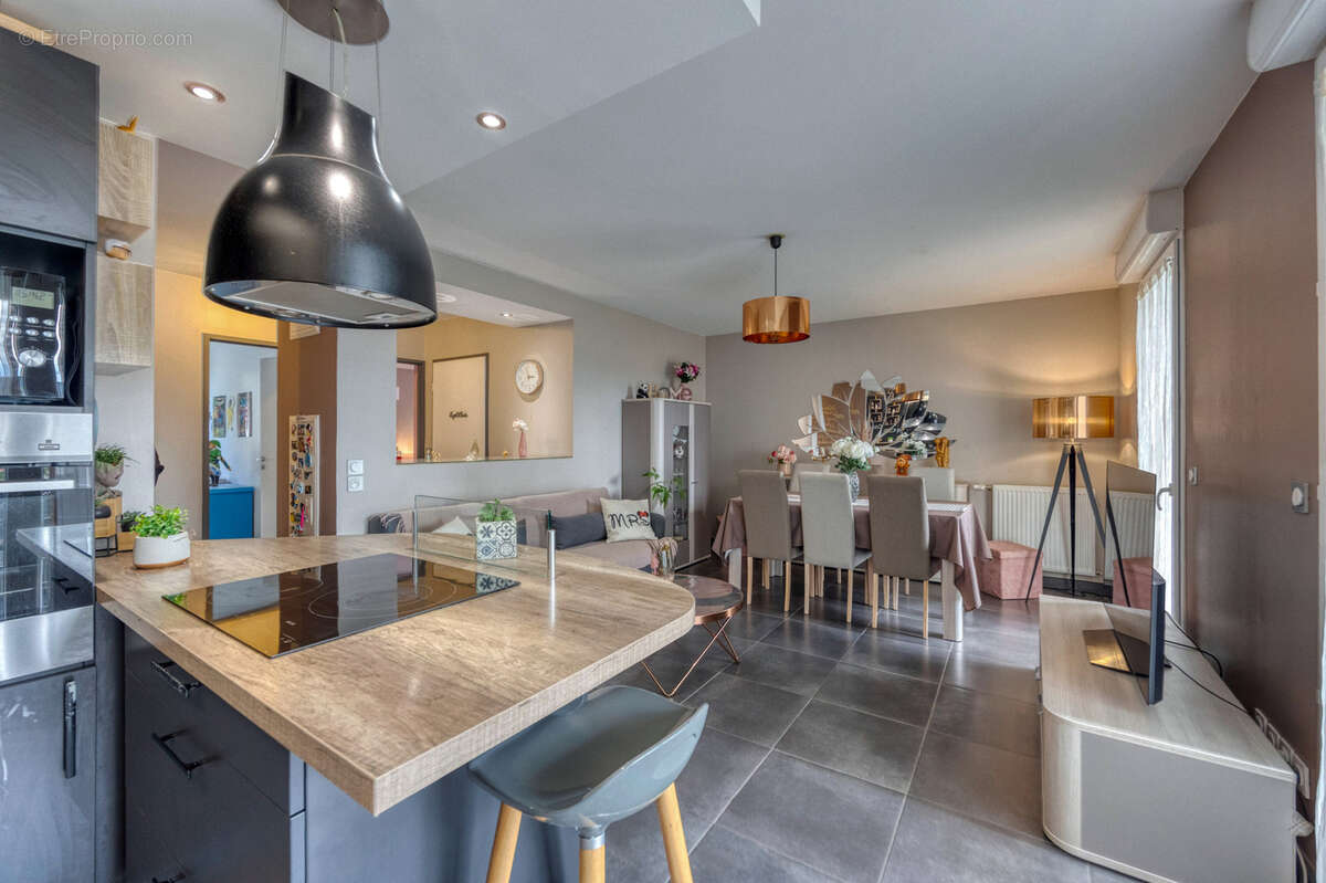 Appartement à ECHIROLLES