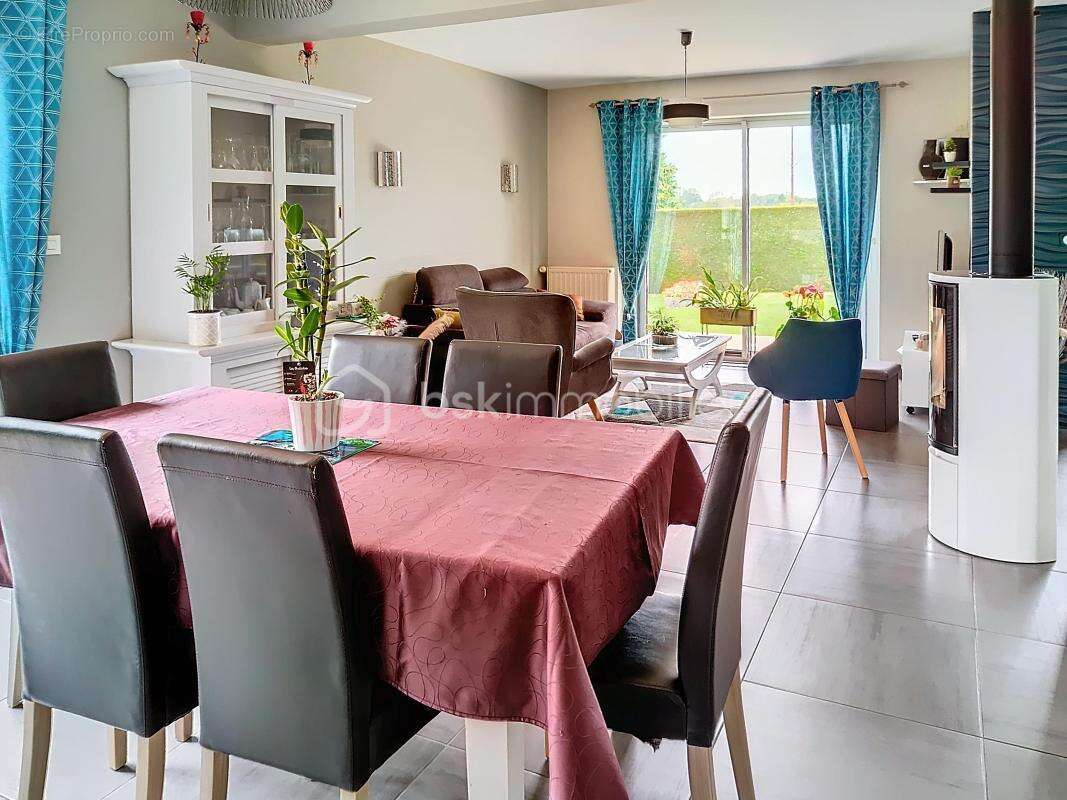 Maison à LA SELLE-EN-COGLES