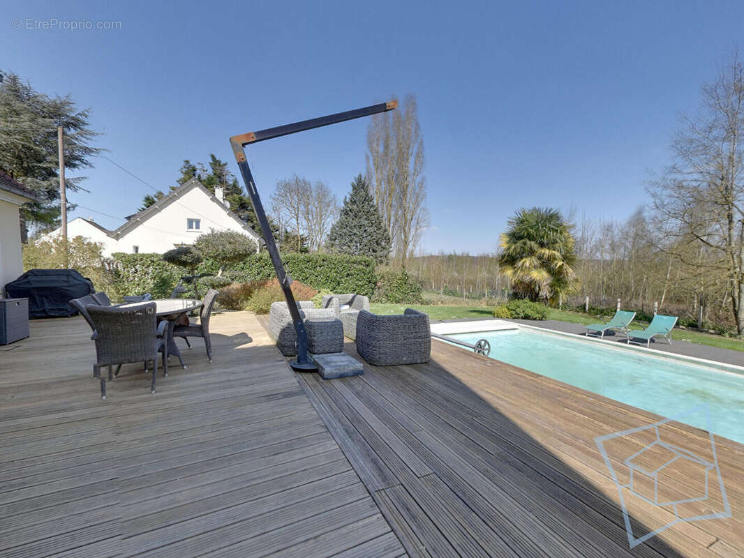 Maison à LIMOURS