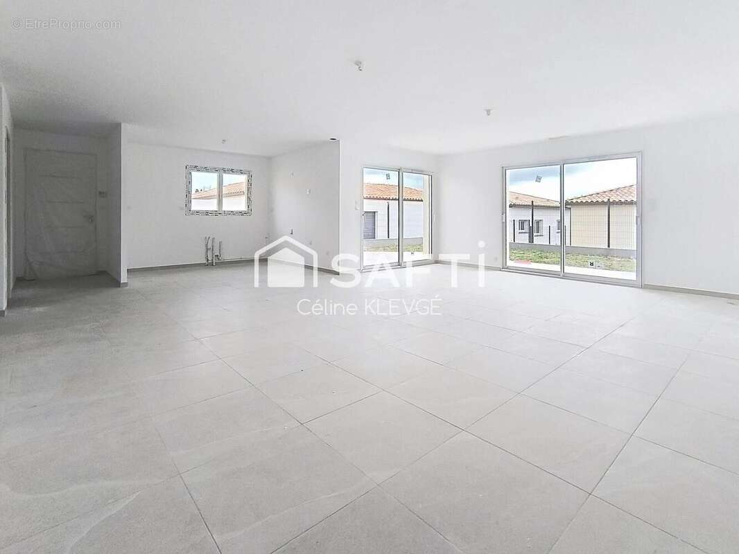 Photo 3 - Maison à CORNEILHAN