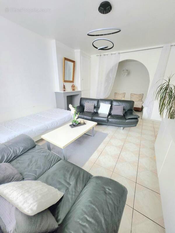 Photo 1 - Maison à PONT-EVEQUE