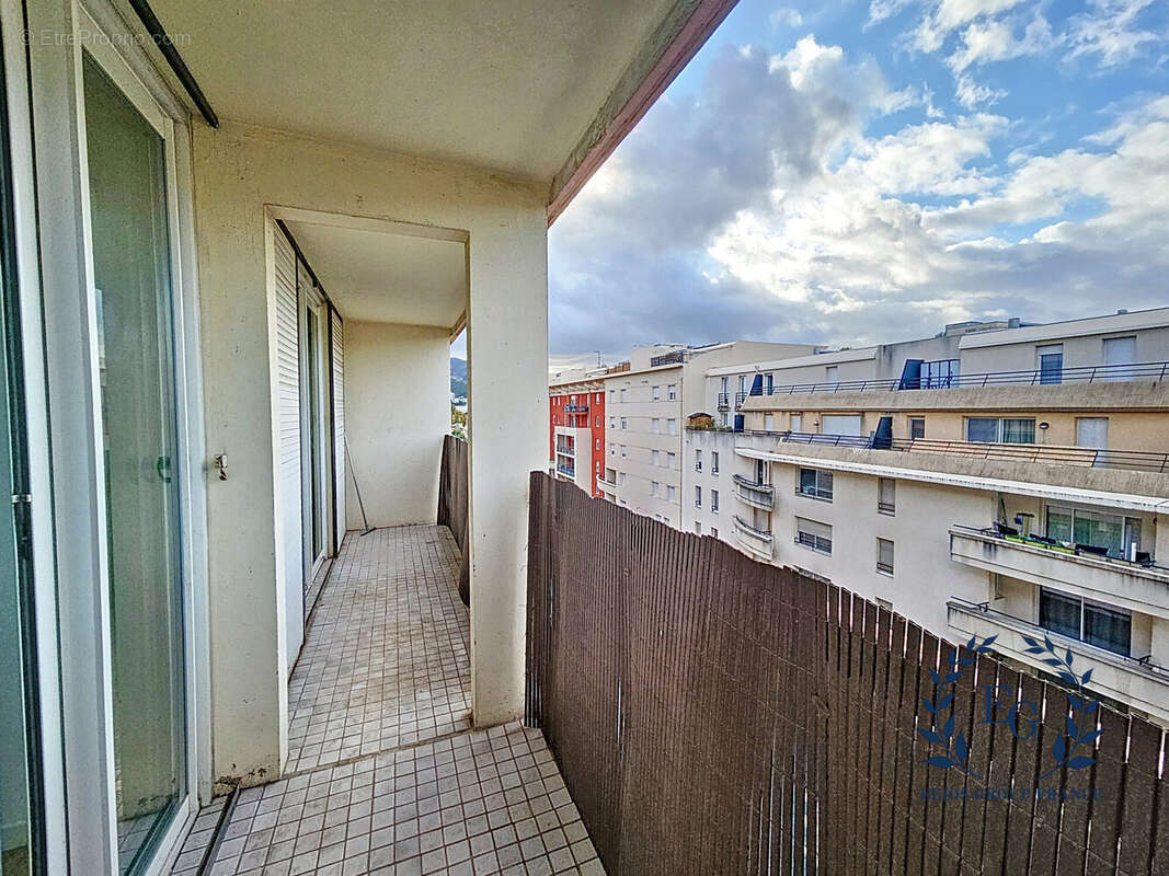 Appartement à MARSEILLE-10E
