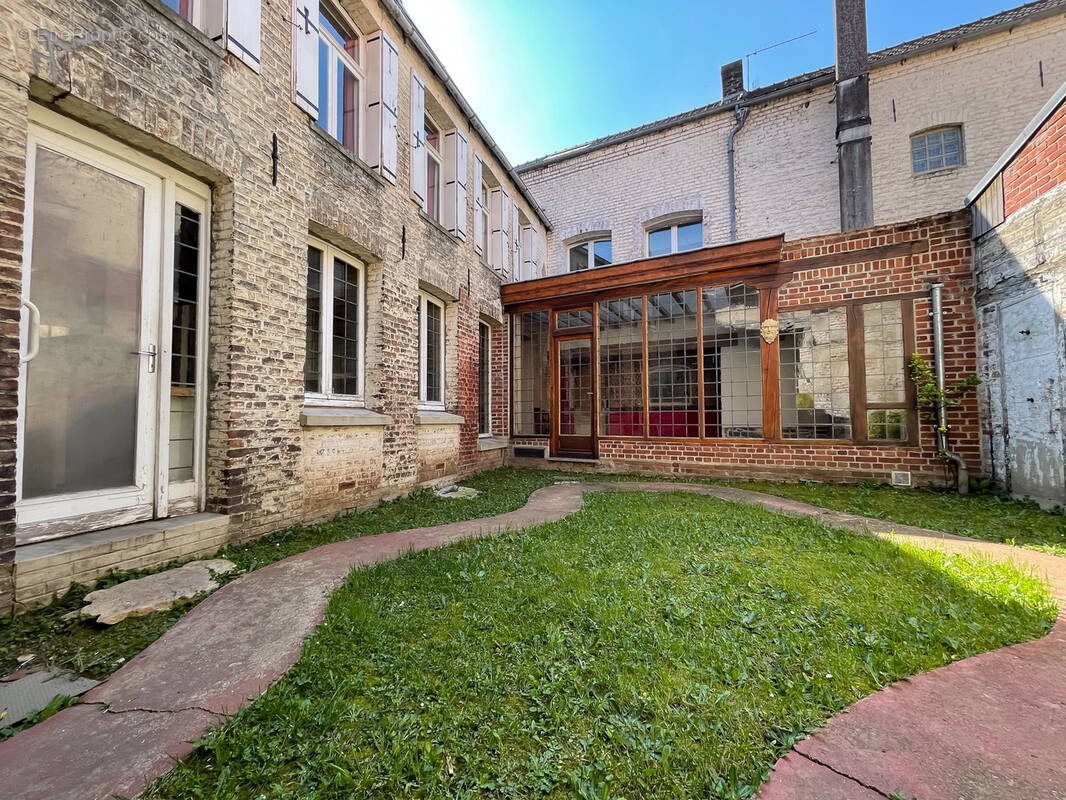 Maison à SAINT-AMAND-LES-EAUX