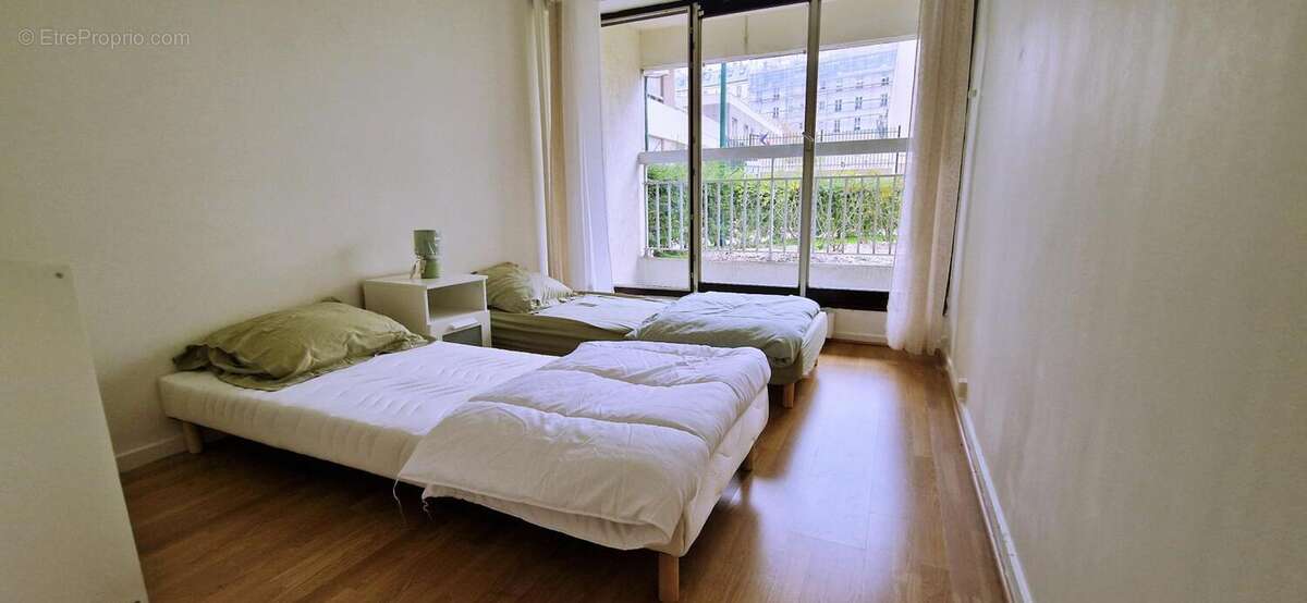 Appartement à PARIS-19E