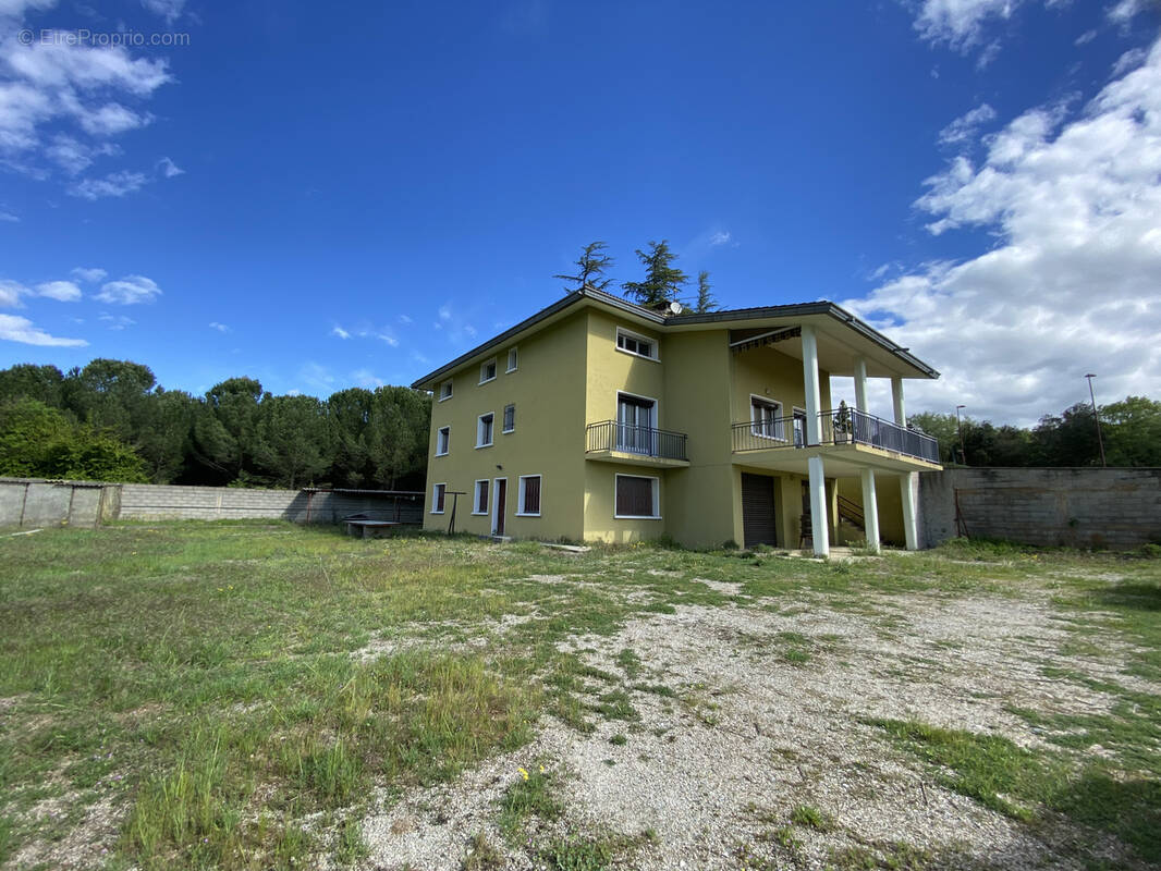 Maison à QUISSAC