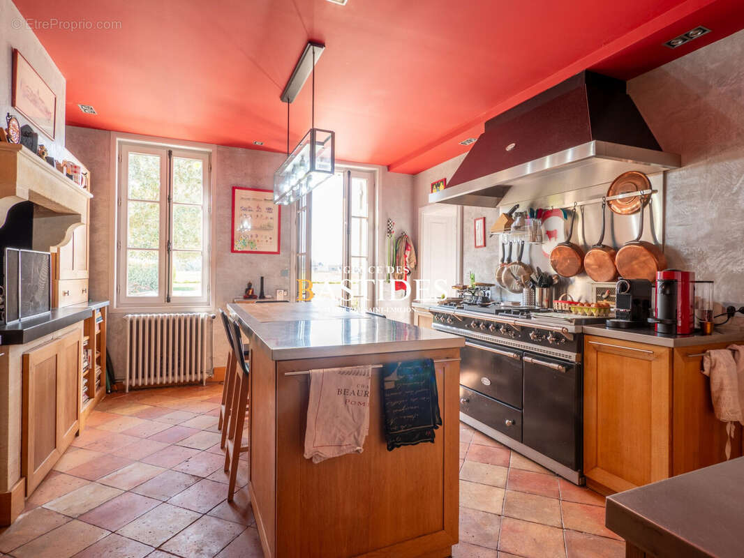Maison à FRONSAC