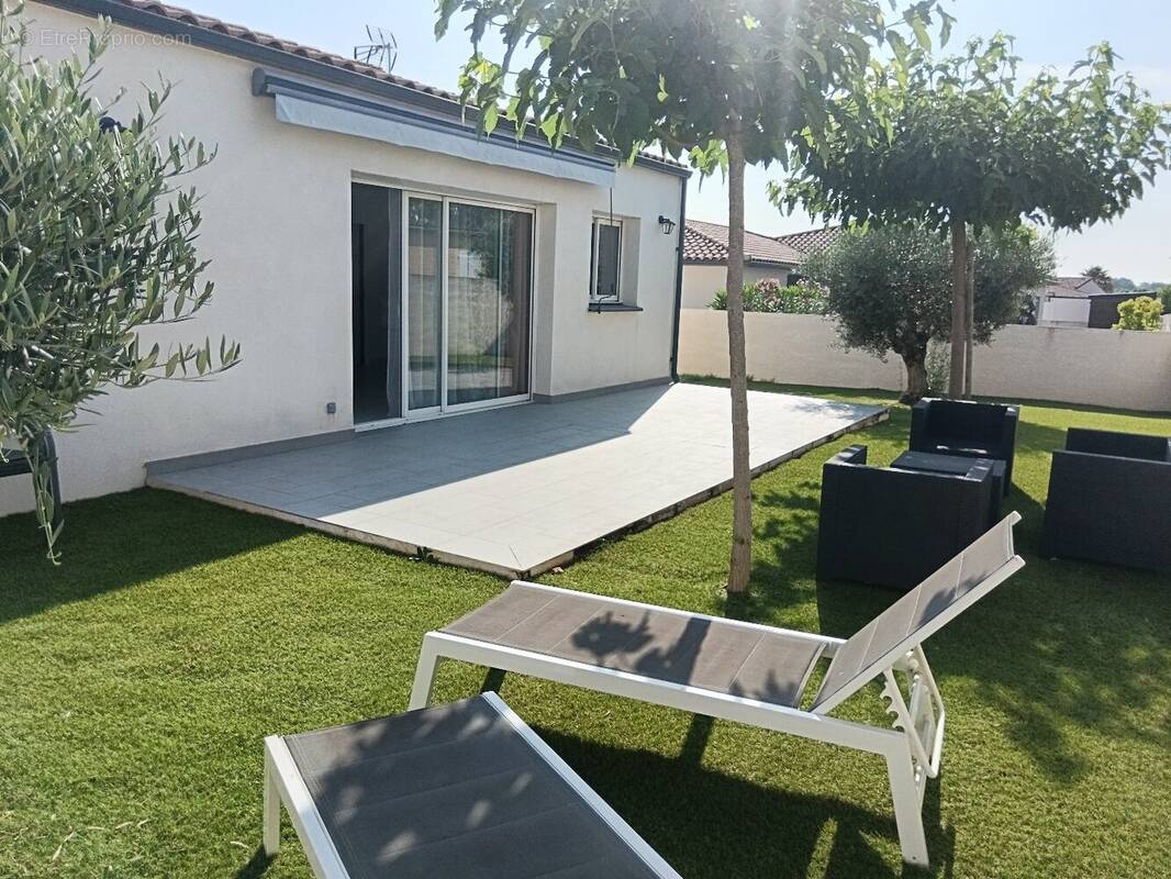 Maison à MONTADY