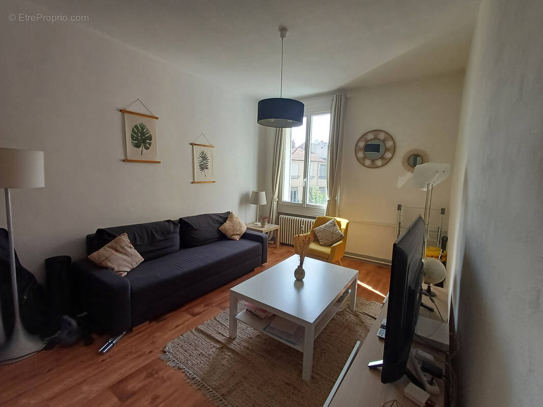 Appartement à SAINT-ETIENNE