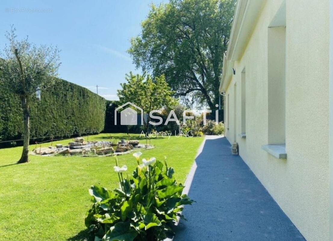 Photo 1 - Maison à SAINT-QUENTIN-DE-BARON
