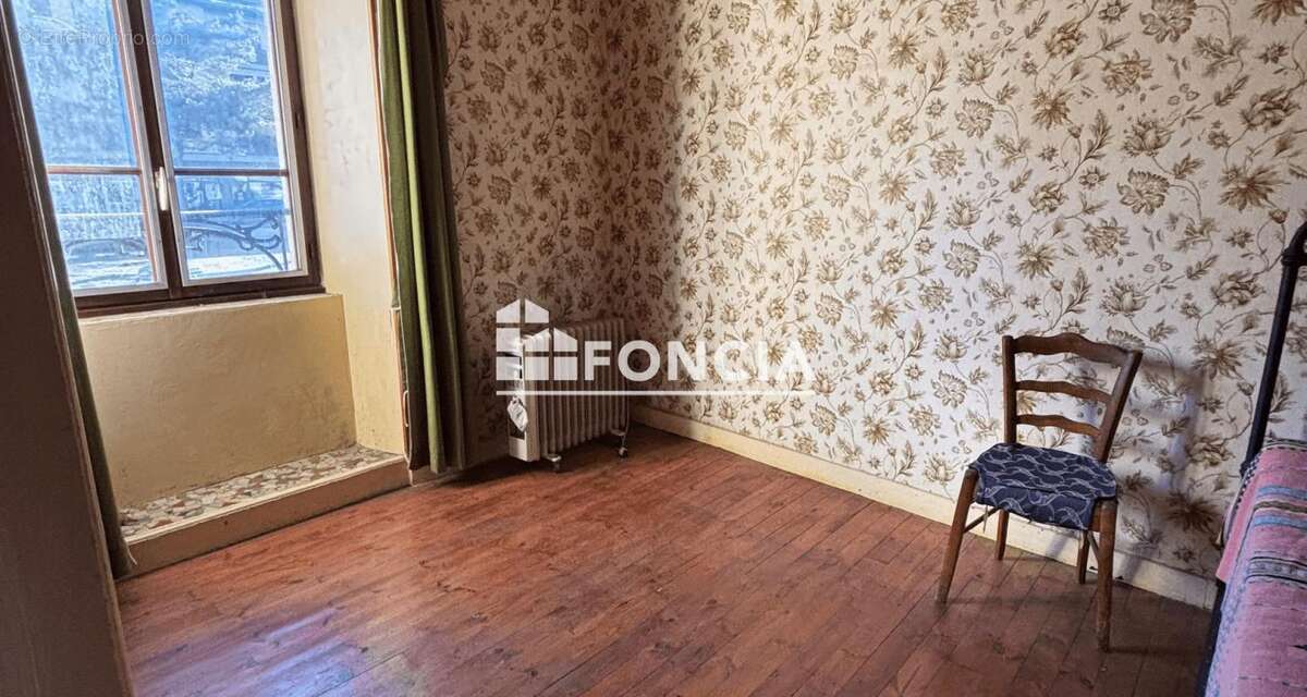 Maison à LA CHAMBRE