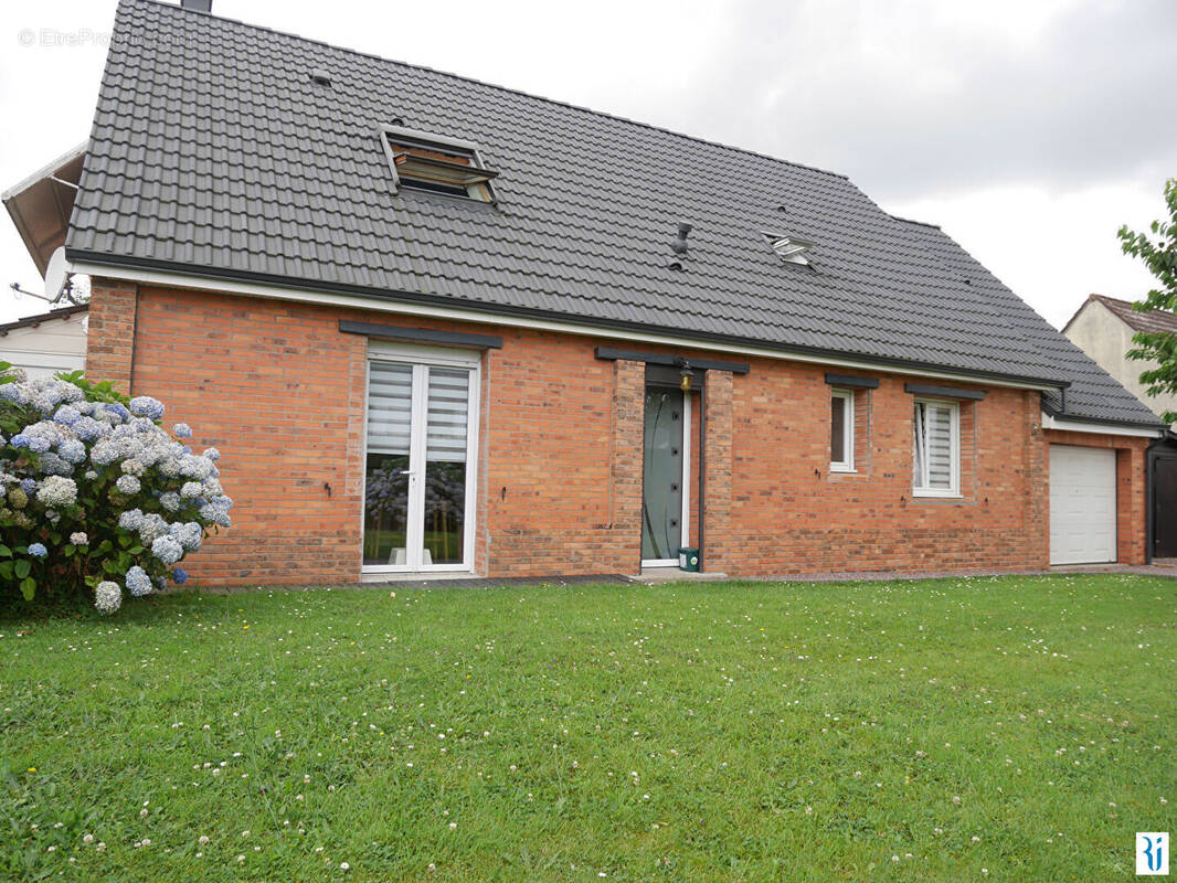 Maison à PAVILLY