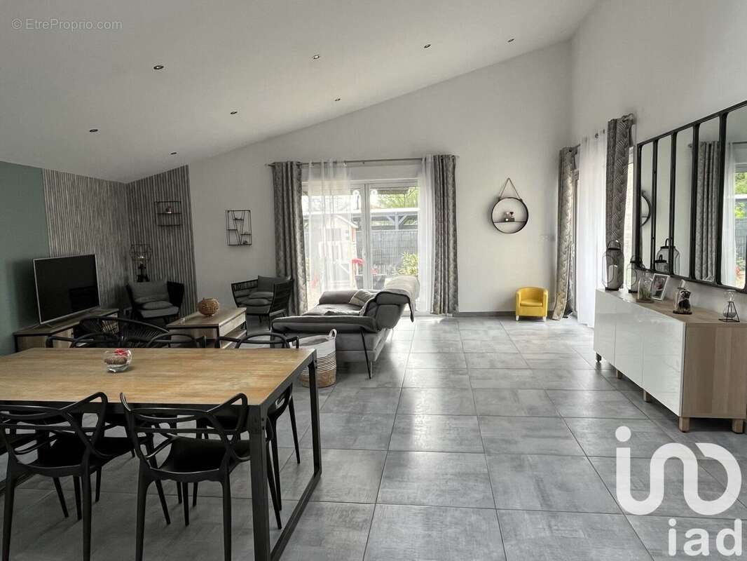 Photo 3 - Maison à AVAILLES-EN-CHATELLERAULT