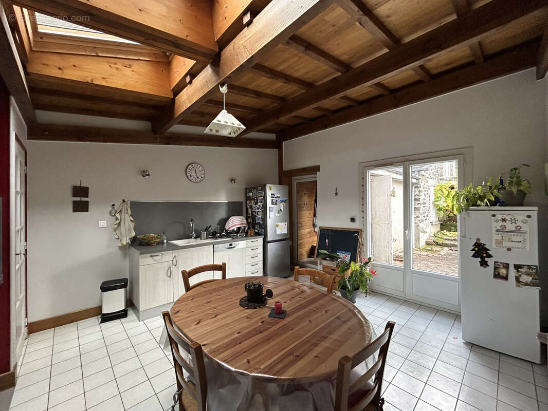 Maison à SEILHAC