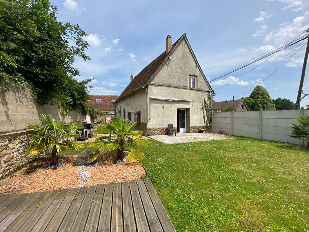 Maison à LA LOUPE