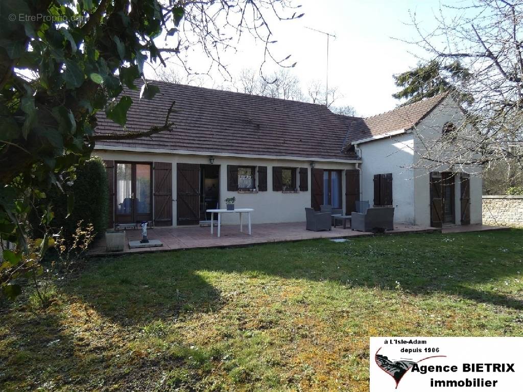 Maison à PRESLES