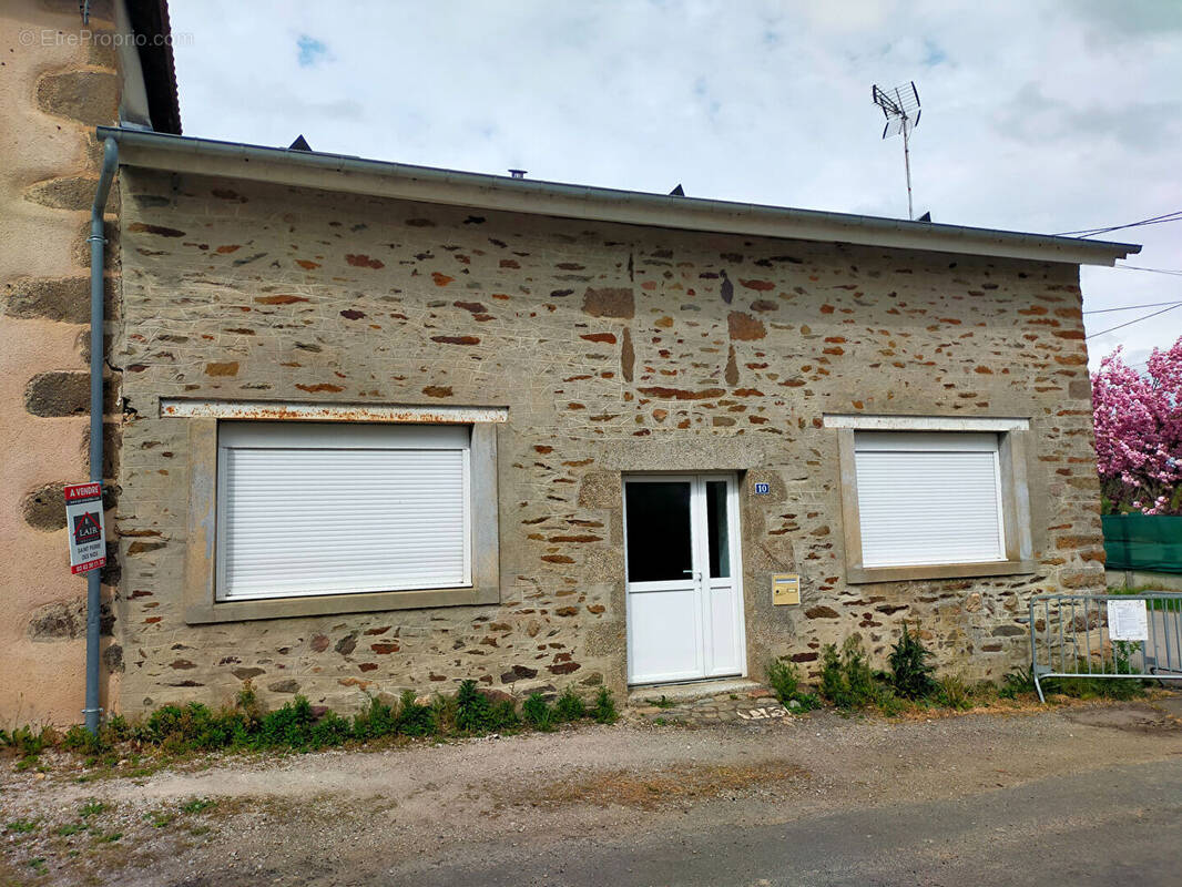 Maison à SOUGE-LE-GANELON