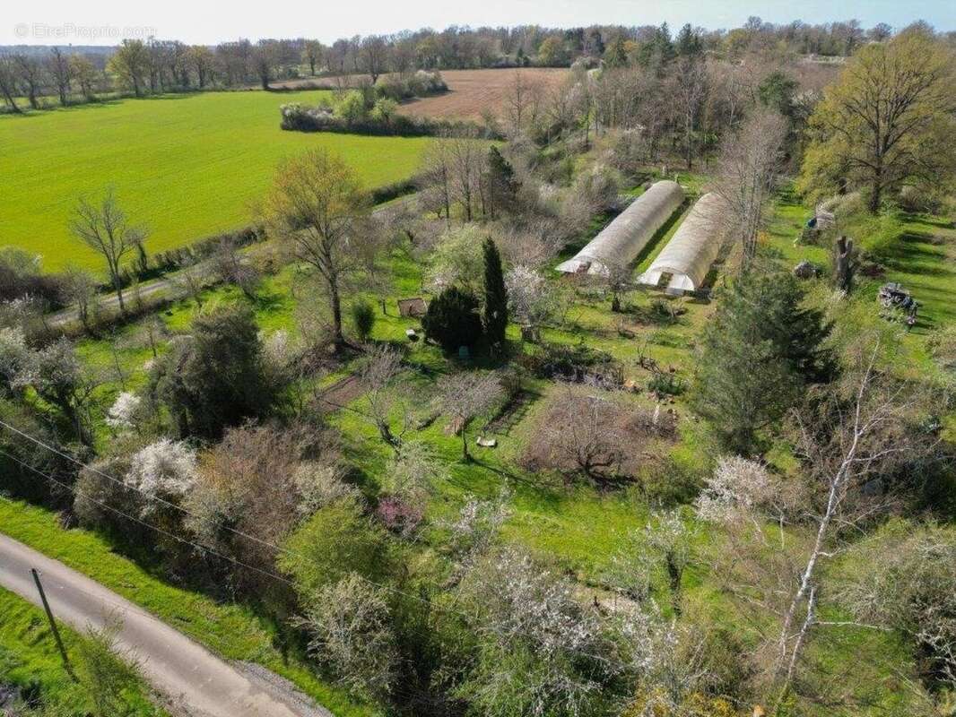 Photo 2 - Maison à CHAILLAC