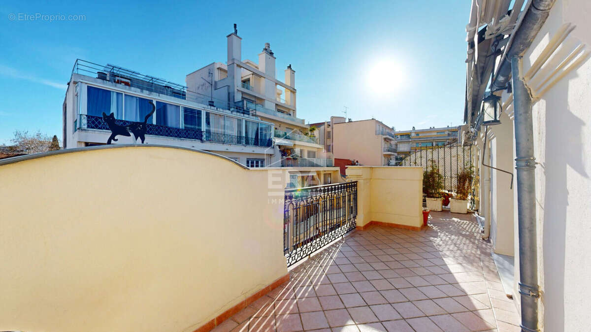 Appartement à NICE