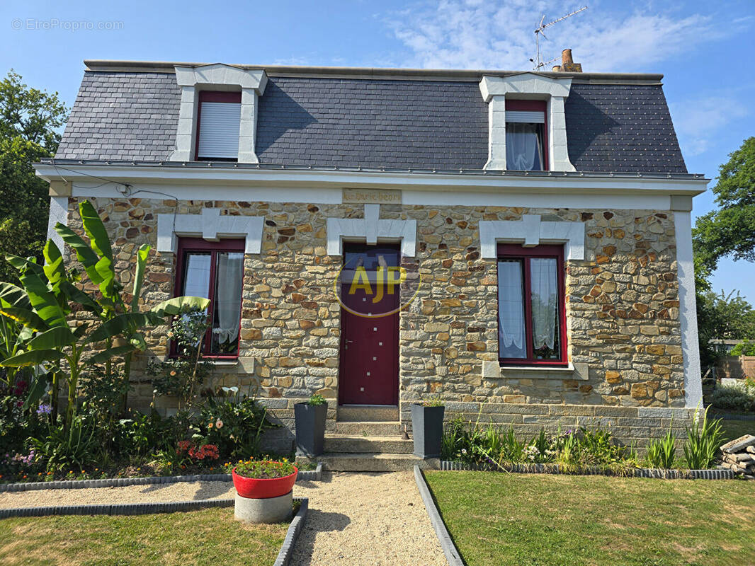 Maison à GUEMENE-PENFAO