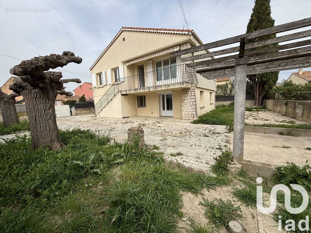 Photo 1 - Appartement à PELISSANNE