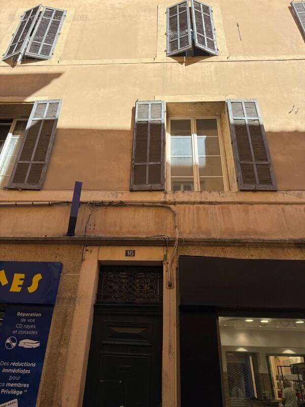 Appartement à AIX-EN-PROVENCE