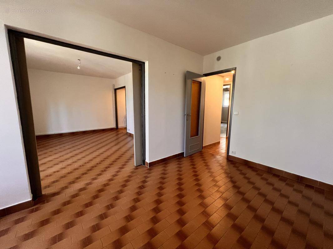 Appartement à SEPTEMES-LES-VALLONS