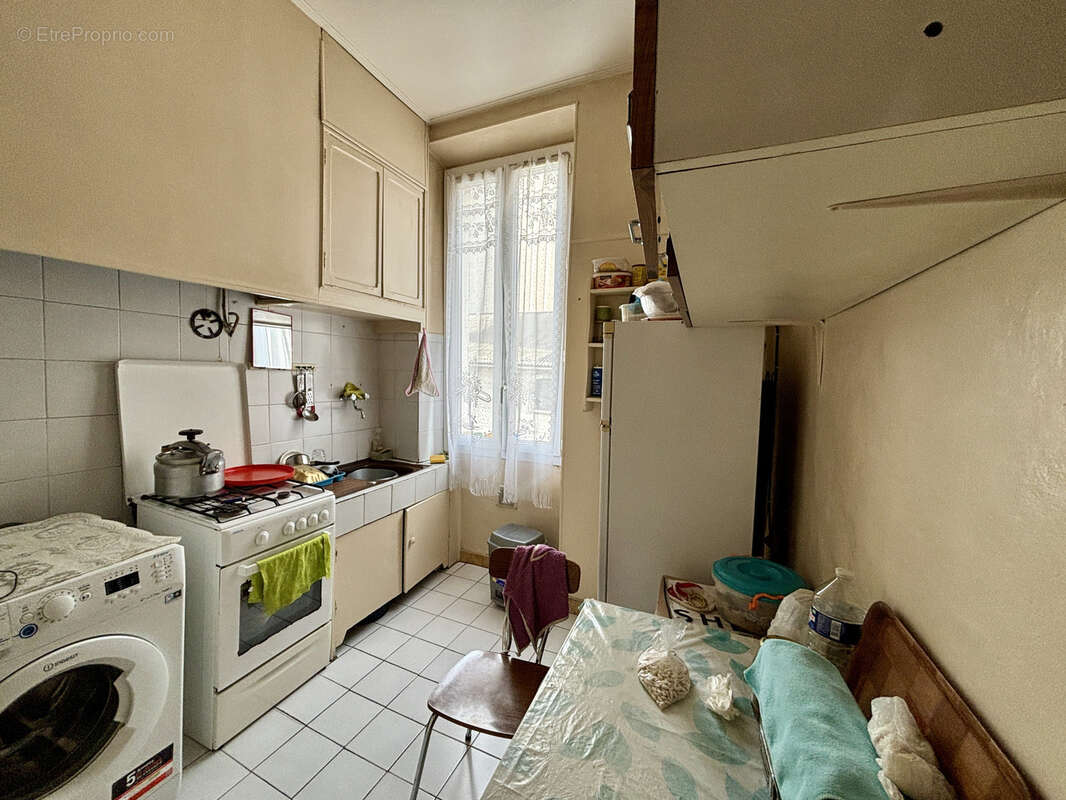 Appartement à MARSEILLE-2E