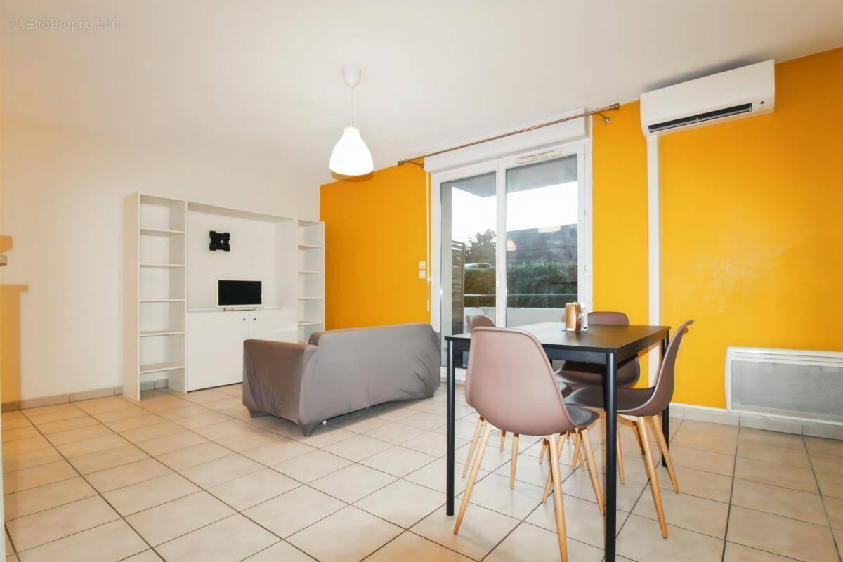 Appartement à AUCAMVILLE