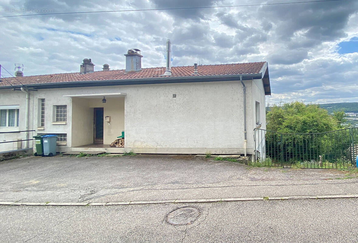 Maison à BOUXIERES-AUX-DAMES