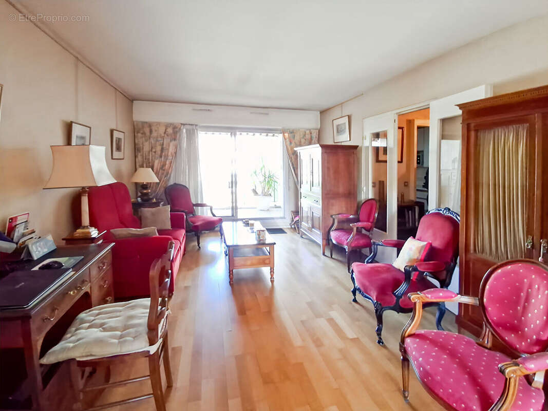 Appartement à RUEIL-MALMAISON
