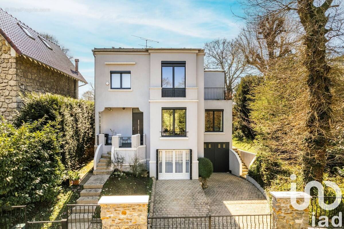 Photo 1 - Maison à VAUCRESSON
