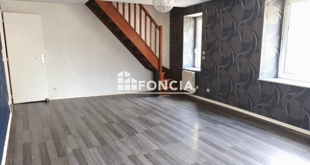 Appartement à SAINT-NICOLAS-DE-PORT