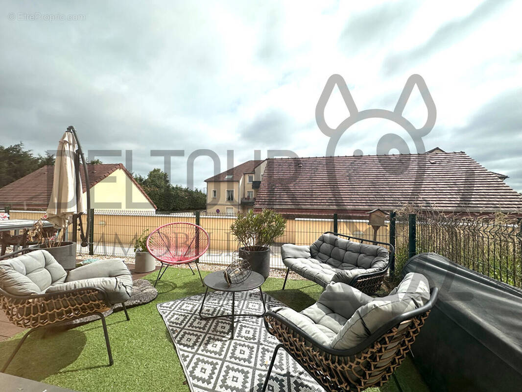 Appartement à VILLENEUVE-LE-COMTE