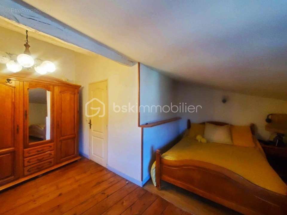 Maison à CASTILLON-LA-BATAILLE