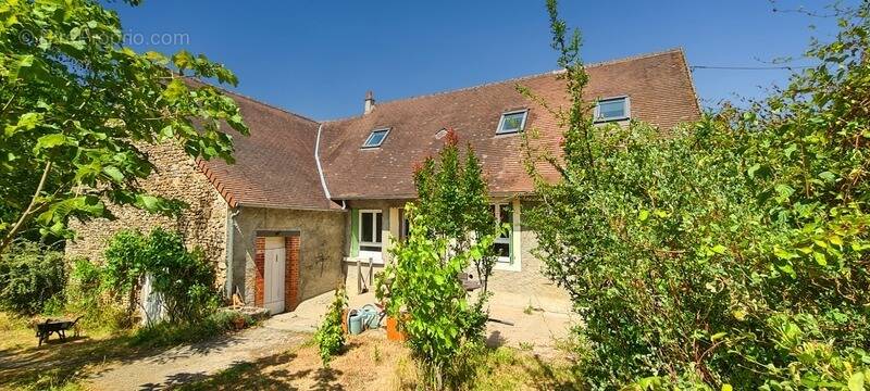 Maison à BADECON-LE-PIN