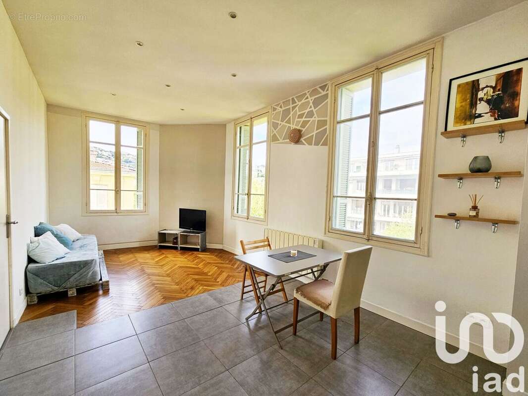 Photo 2 - Appartement à NICE